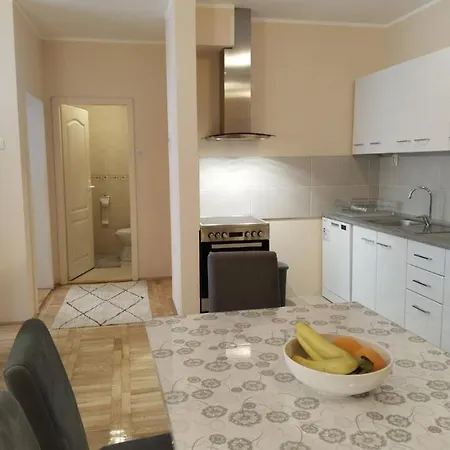 Vali1 スボティツァ